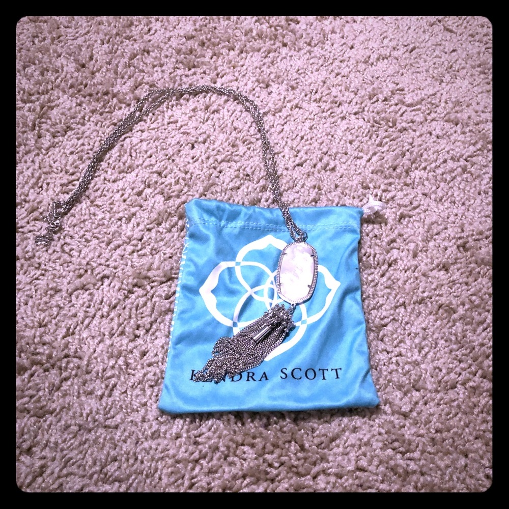 Kendra Scott Necklace